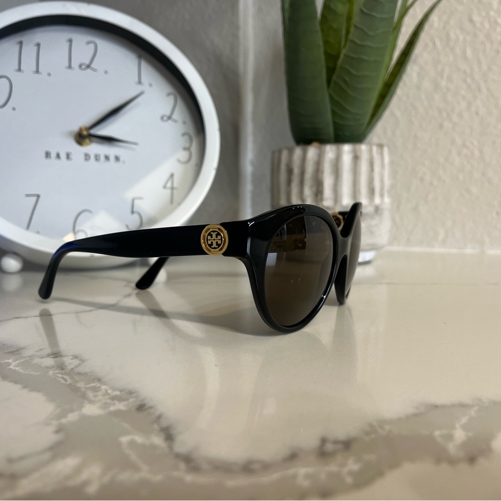 Brown Tory Burch sunglasses